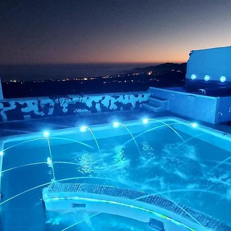 Aloelux Villa !! - Private Villa With Pool , Jacuzzi, Cinema, Massage ,Wonderful View, Art Desing Villa Tias Ngoại thất bức ảnh