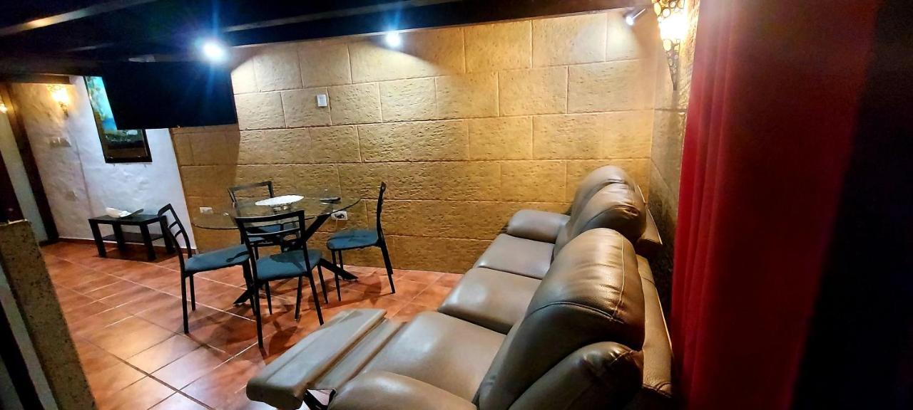 Aloelux Villa !! - Private Villa With Pool , Jacuzzi, Cinema, Massage ,Wonderful View, Art Desing Villa Tias Ngoại thất bức ảnh