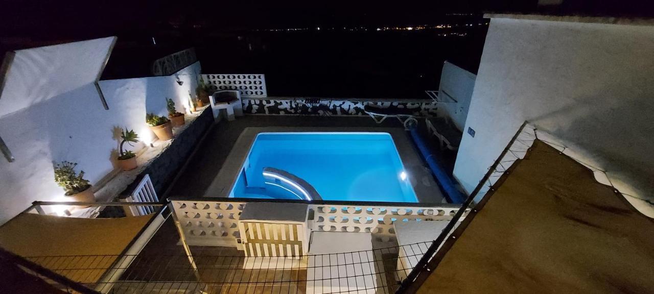 Aloelux Villa !! - Private Villa With Pool , Jacuzzi, Cinema, Massage ,Wonderful View, Art Desing Villa Tias Ngoại thất bức ảnh