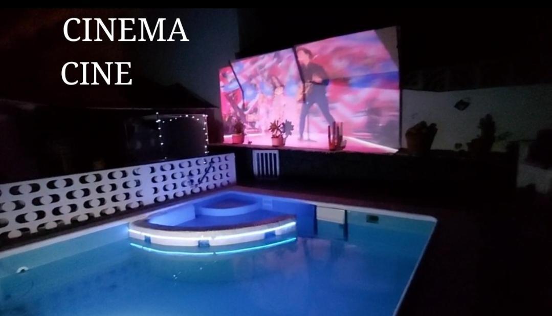Aloelux Villa !! - Private Villa With Pool , Jacuzzi, Cinema, Massage ,Wonderful View, Art Desing Villa Tias Ngoại thất bức ảnh